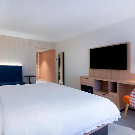 Hampton By Hilton Saltillo Zona Aeropuerto Exterior photo