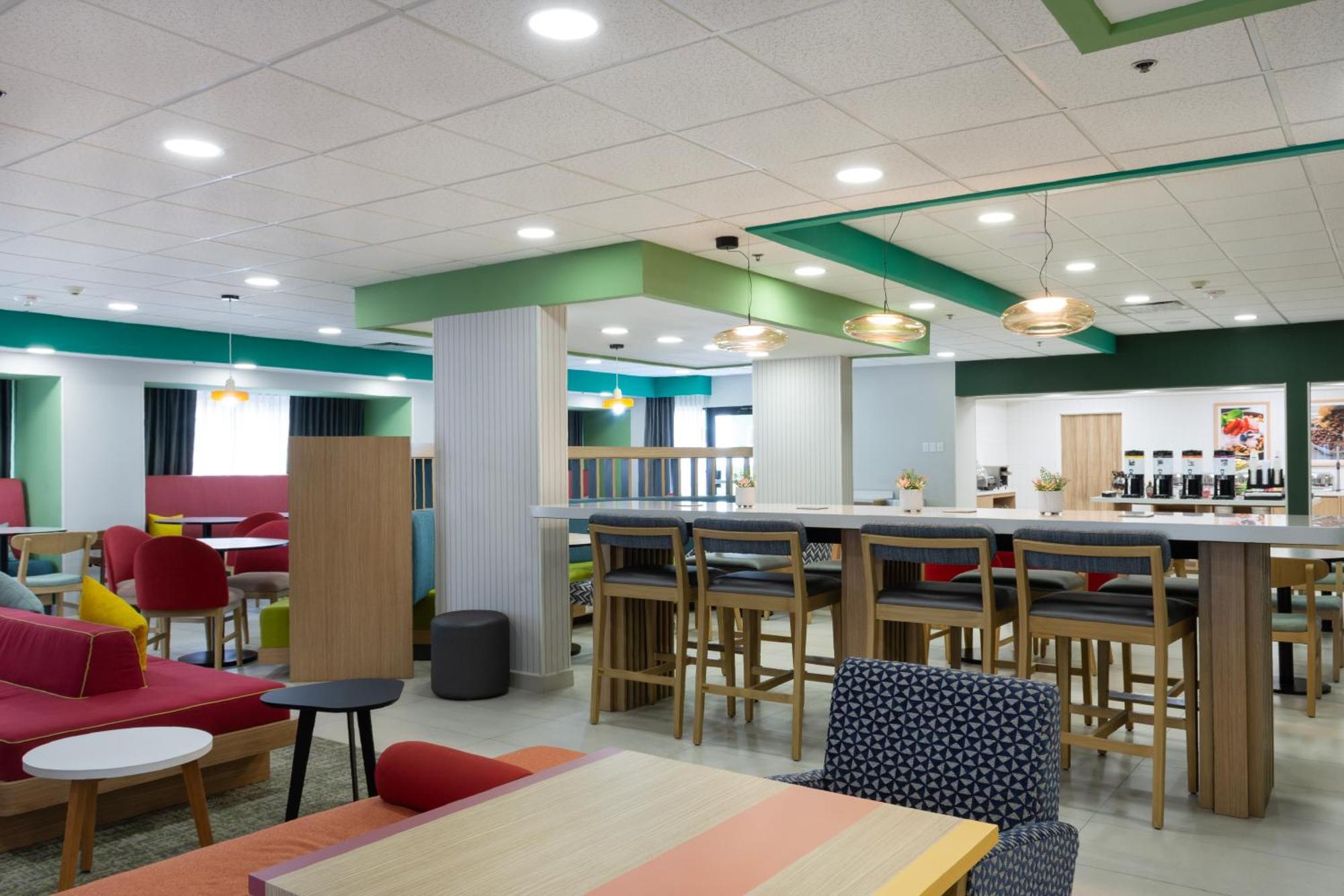 Hotel Hampton By Hilton Zona Aeropuerto
