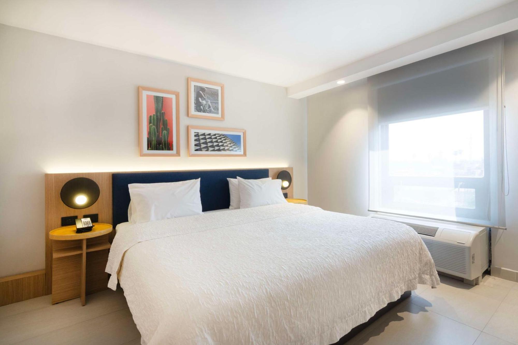 Hampton By Hilton Zona Aeropuerto Hotel