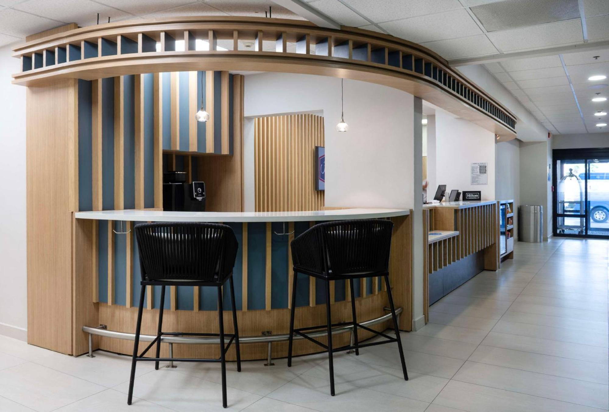 Hampton By Hilton Zona Aeropuerto