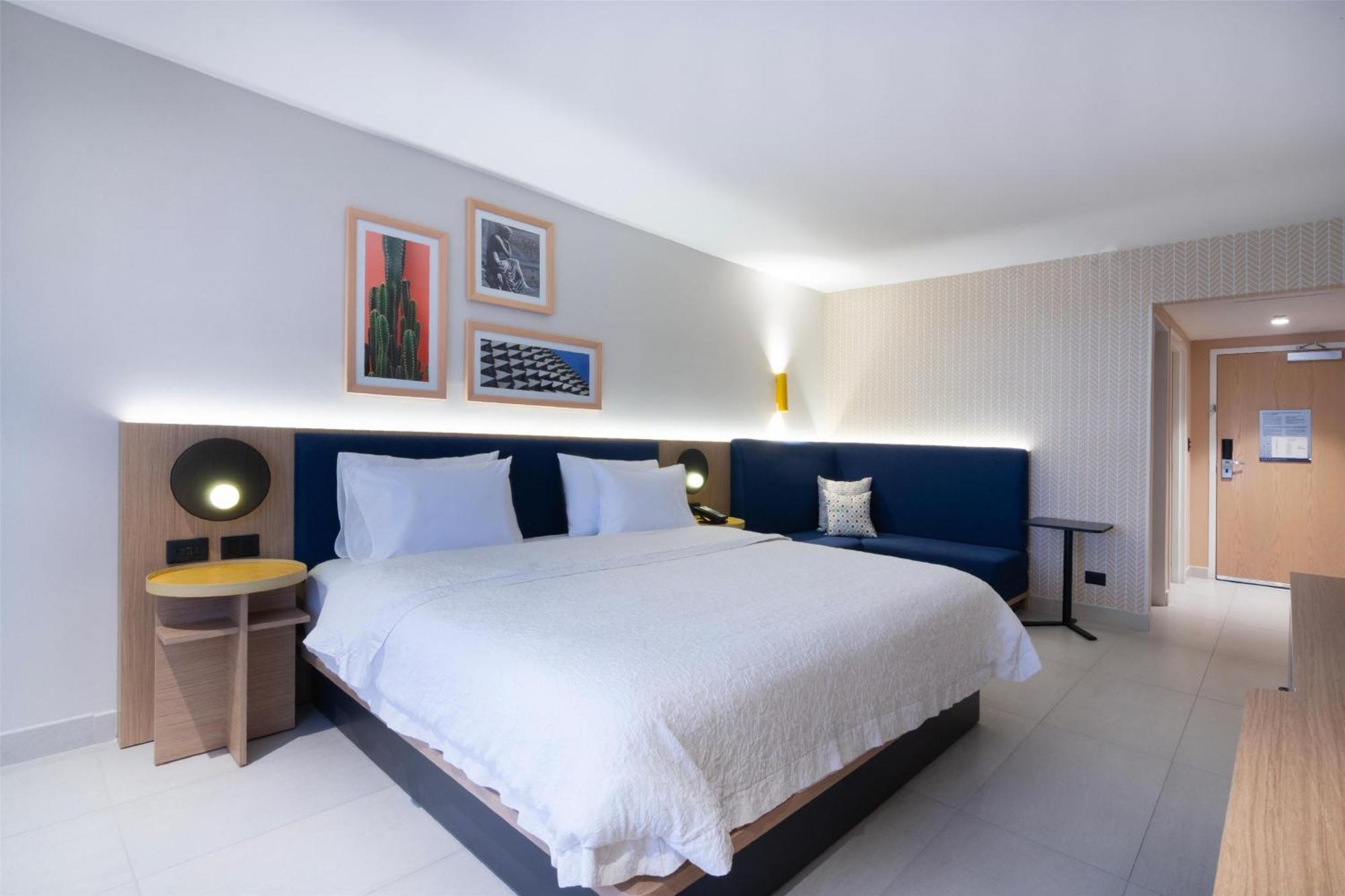 Hampton By Hilton Zona Aeropuerto Hotel